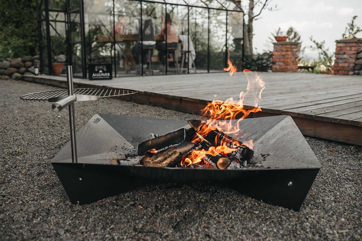 Triple tűzrakó nyársaló grill