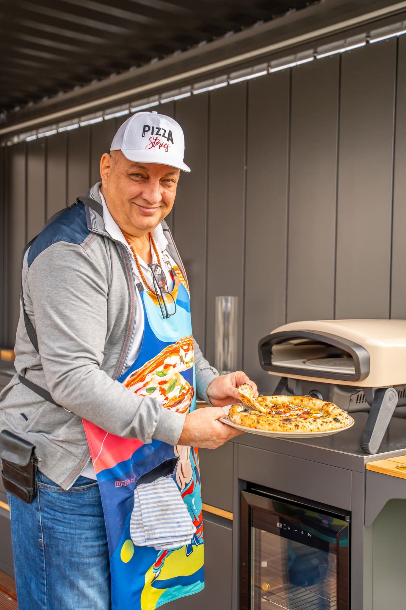 Santos pizzasütő Pluhár Lacival