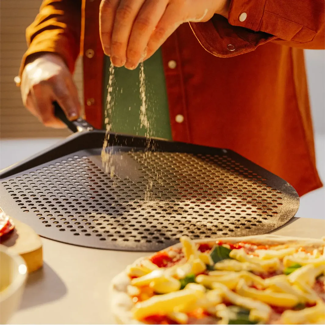 Professzionális pizzalapát Gozney 14" Gozney Pro Placement sütőlapát