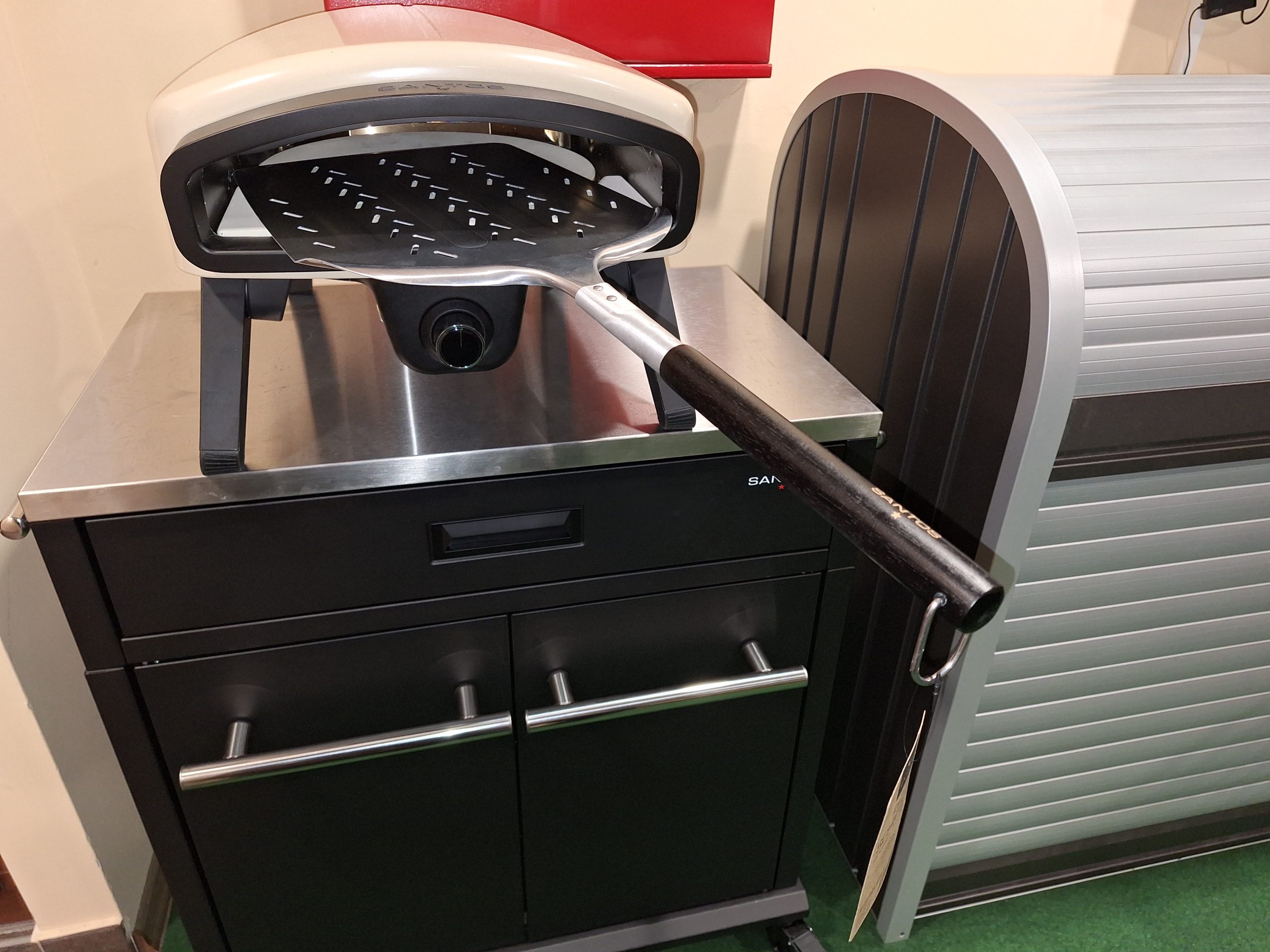 Pizzasütő + sütőlapát + grill pult Pizzasütő kemence + grill pult + sütőlapát